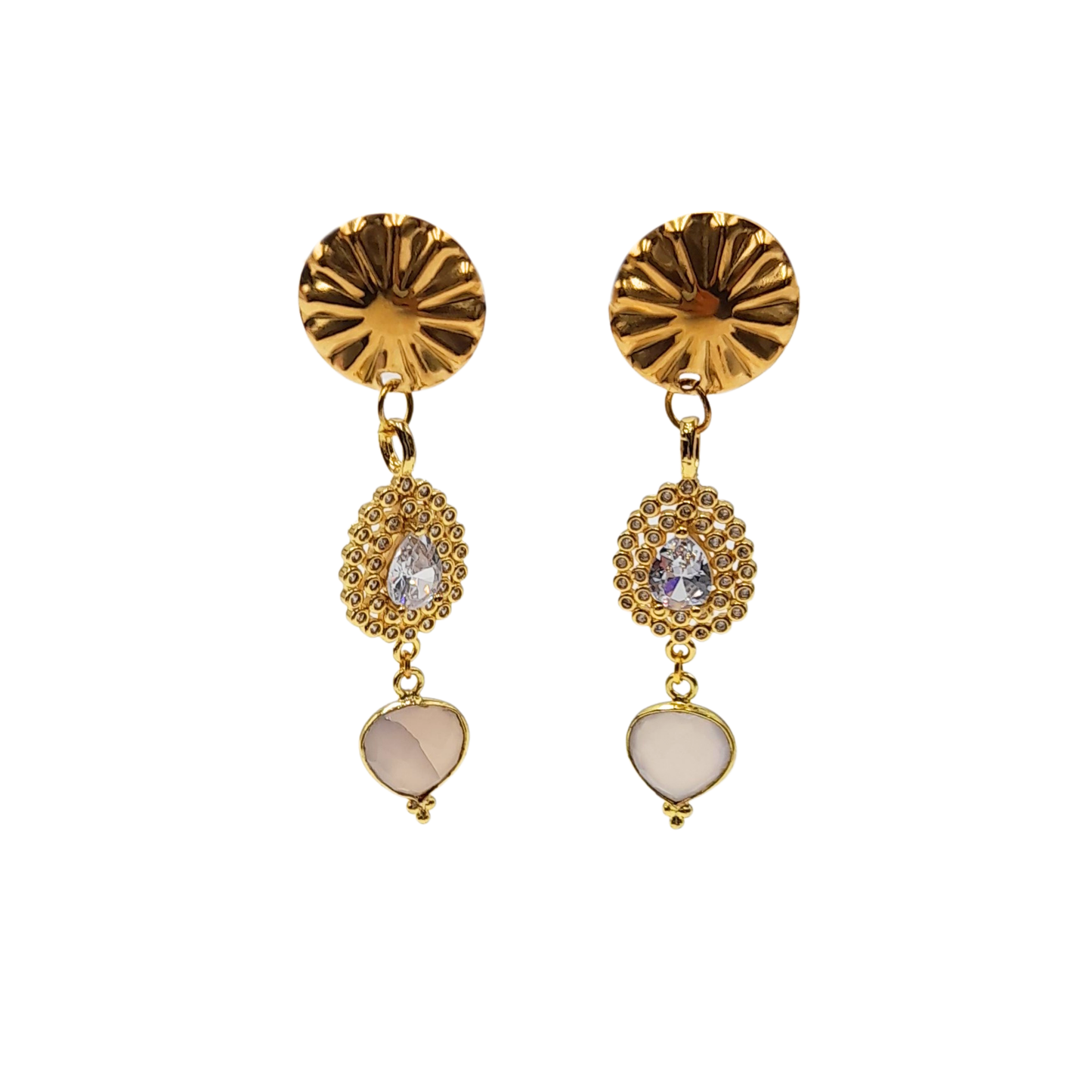 Aros dorados con cristal lágrima y corazón de piedra