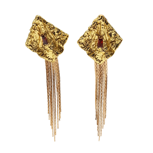 Aros dorados con textura y flecos de cadena